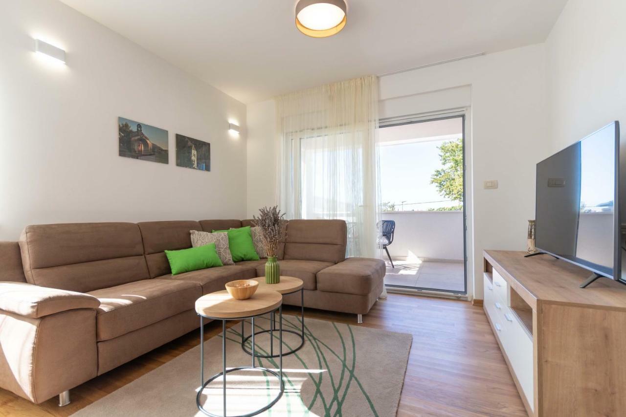 Apartment House Ivan John โปดสตรานา ภายนอก รูปภาพ