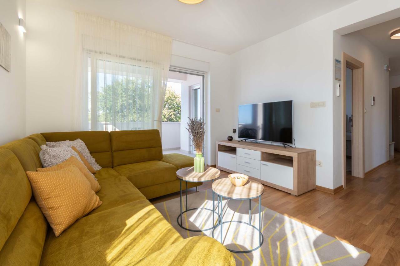 Apartment House Ivan John โปดสตรานา ภายนอก รูปภาพ