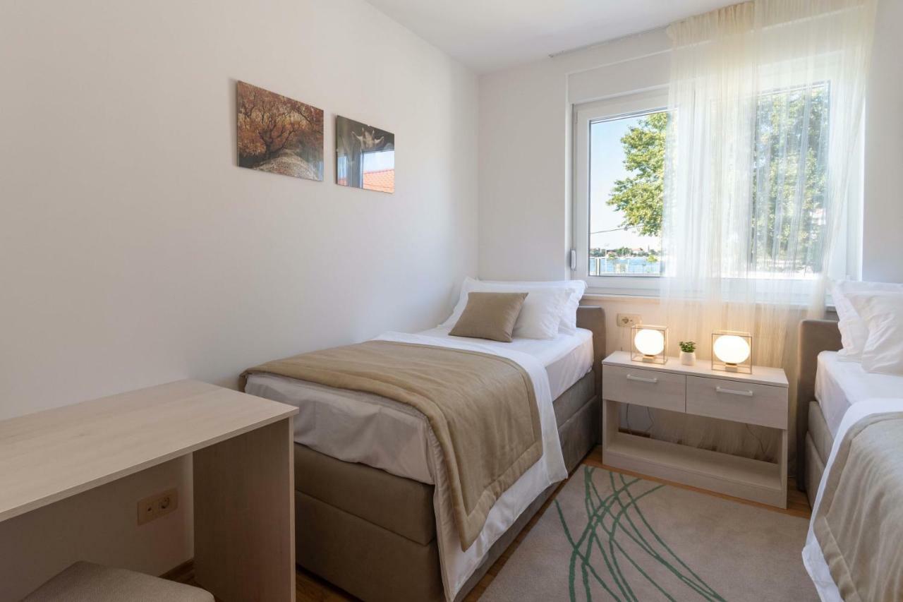 Apartment House Ivan John โปดสตรานา ภายนอก รูปภาพ