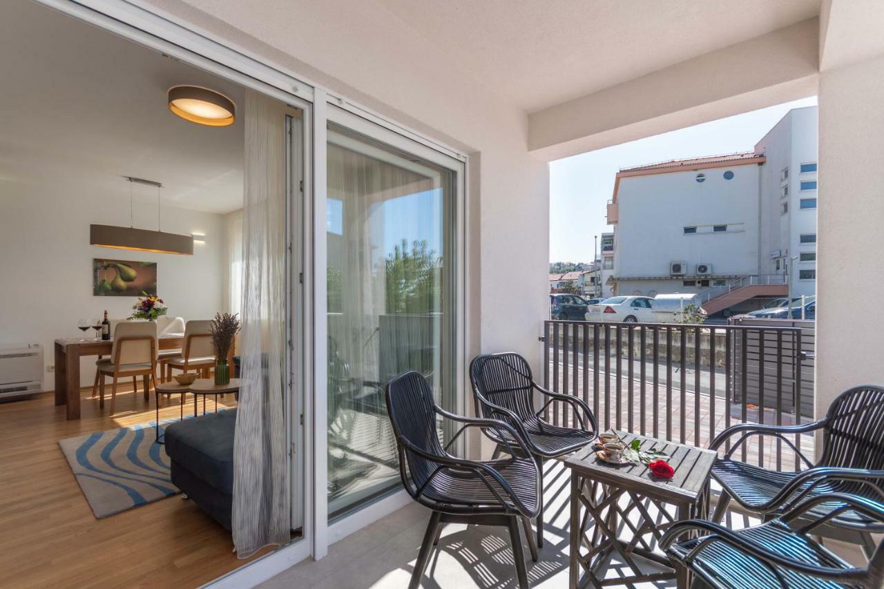 Apartment House Ivan John โปดสตรานา ภายนอก รูปภาพ