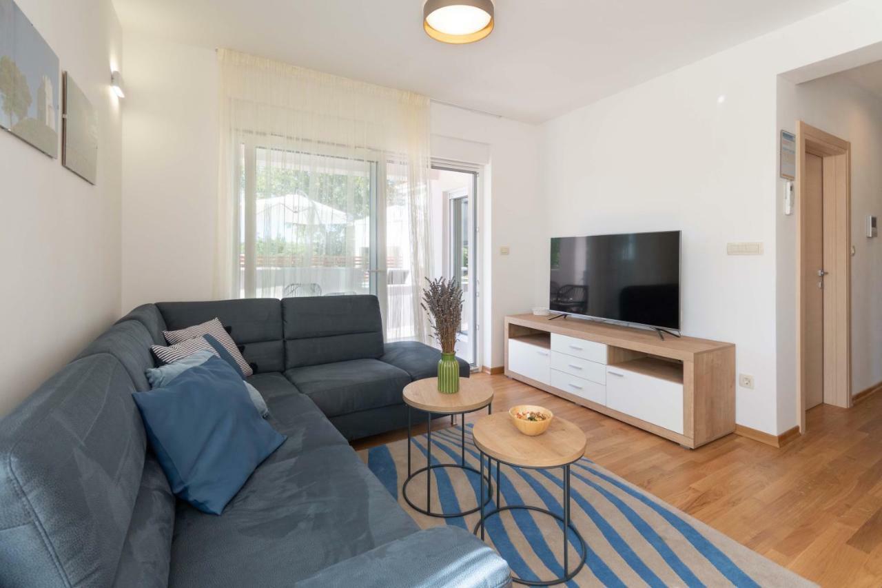 Apartment House Ivan John โปดสตรานา ภายนอก รูปภาพ